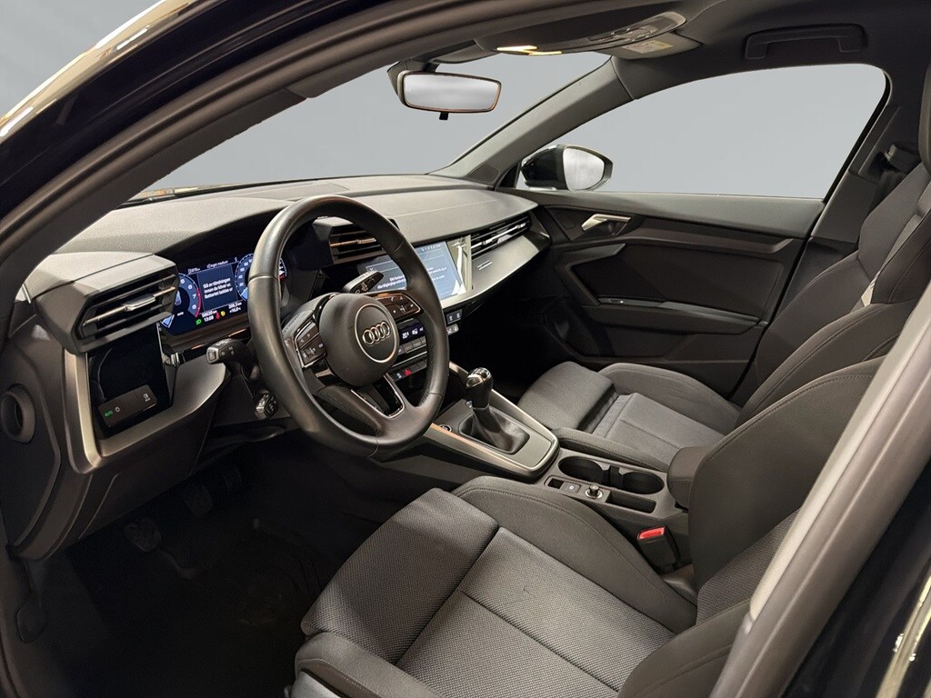 Bild som visar&nbsp;Audi A3 Sportback&nbsp;A3 Sportback 30 TFSI Proline 110 hk 6-växlad - för mer information kontakta din Audi Partner