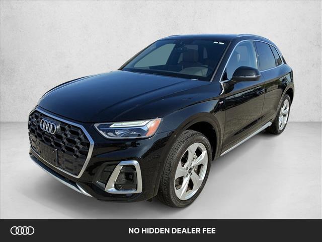 2023 Audi Q5 45 Premium Plus's photo