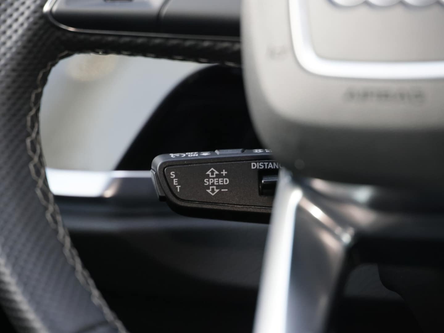 Bild über Audi Q3 Sportback S line 40 TFSI quattro S tronic - für weitere Informationen kontaktieren Sie den Audi Partner