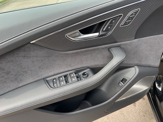 Image about Audi RS Q8 SUV RS Q8 SUV 441(600) kW(PS) tiptronic