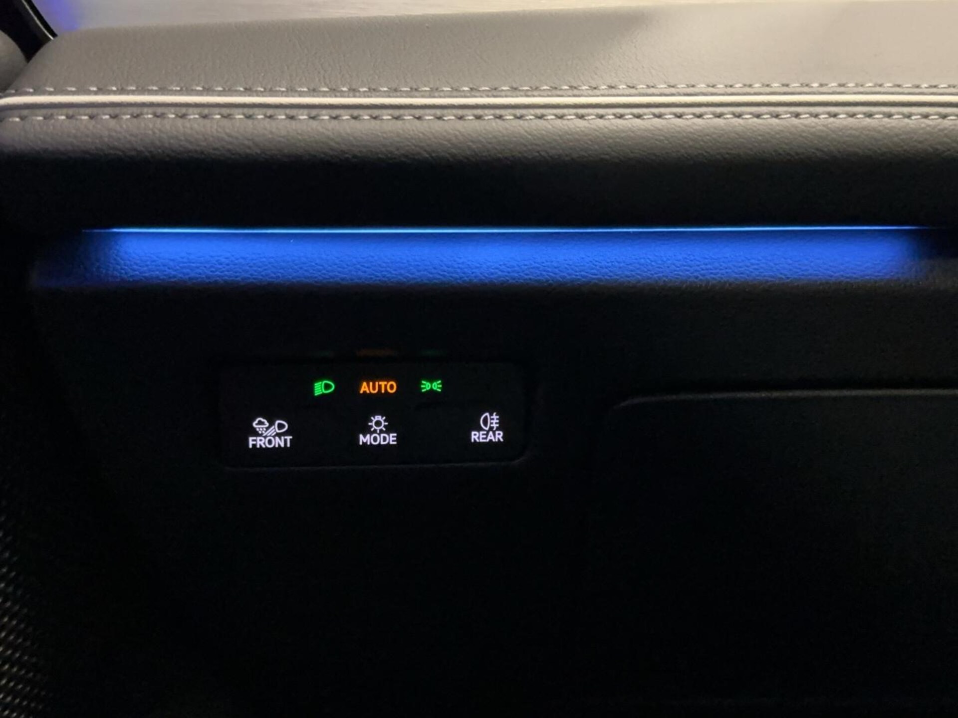 Volkswagen Passat Elegance