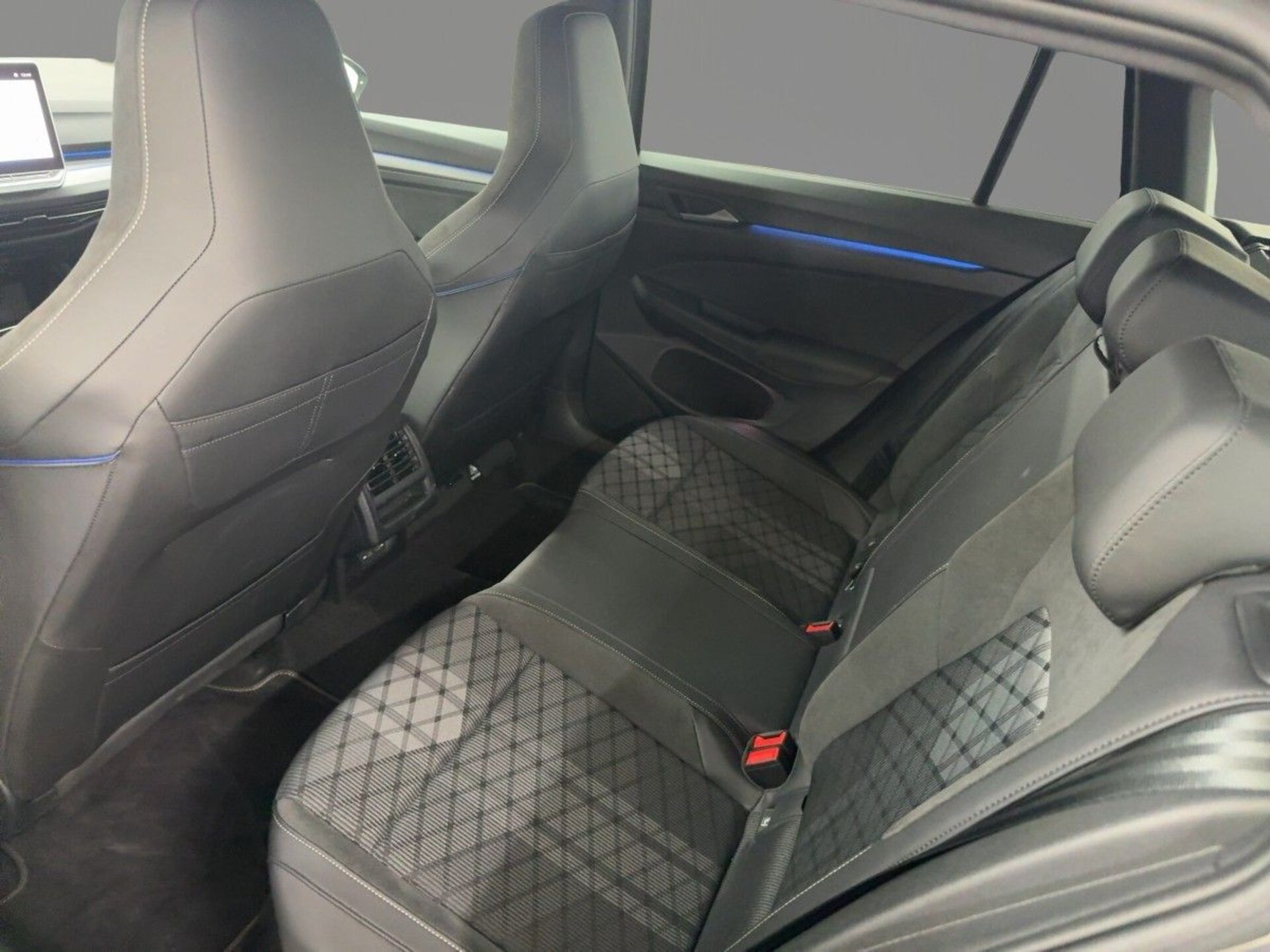 Volkswagen Golf Variant R-Line