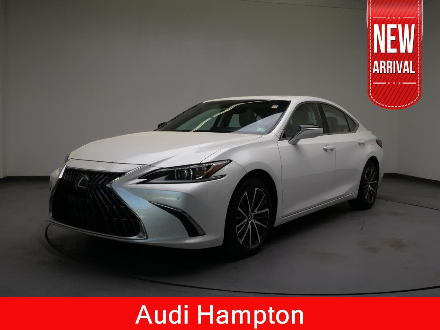 2023 Lexus ES 350 350's photo