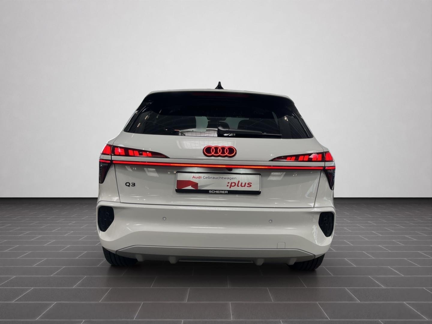 Bild über Audi Q3 SUV e-hybrid e-hybrid 200 kW S tronic - für weitere Informationen kontaktieren Sie den Audi Partner