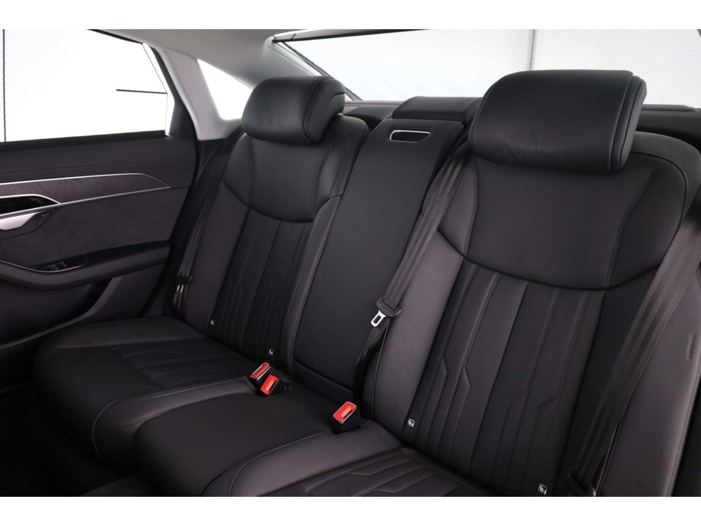 Bild über Audi A8 L TFSI e 60 TFSI e quattro tiptronic - für weitere Informationen kontaktieren Sie den Audi Partner