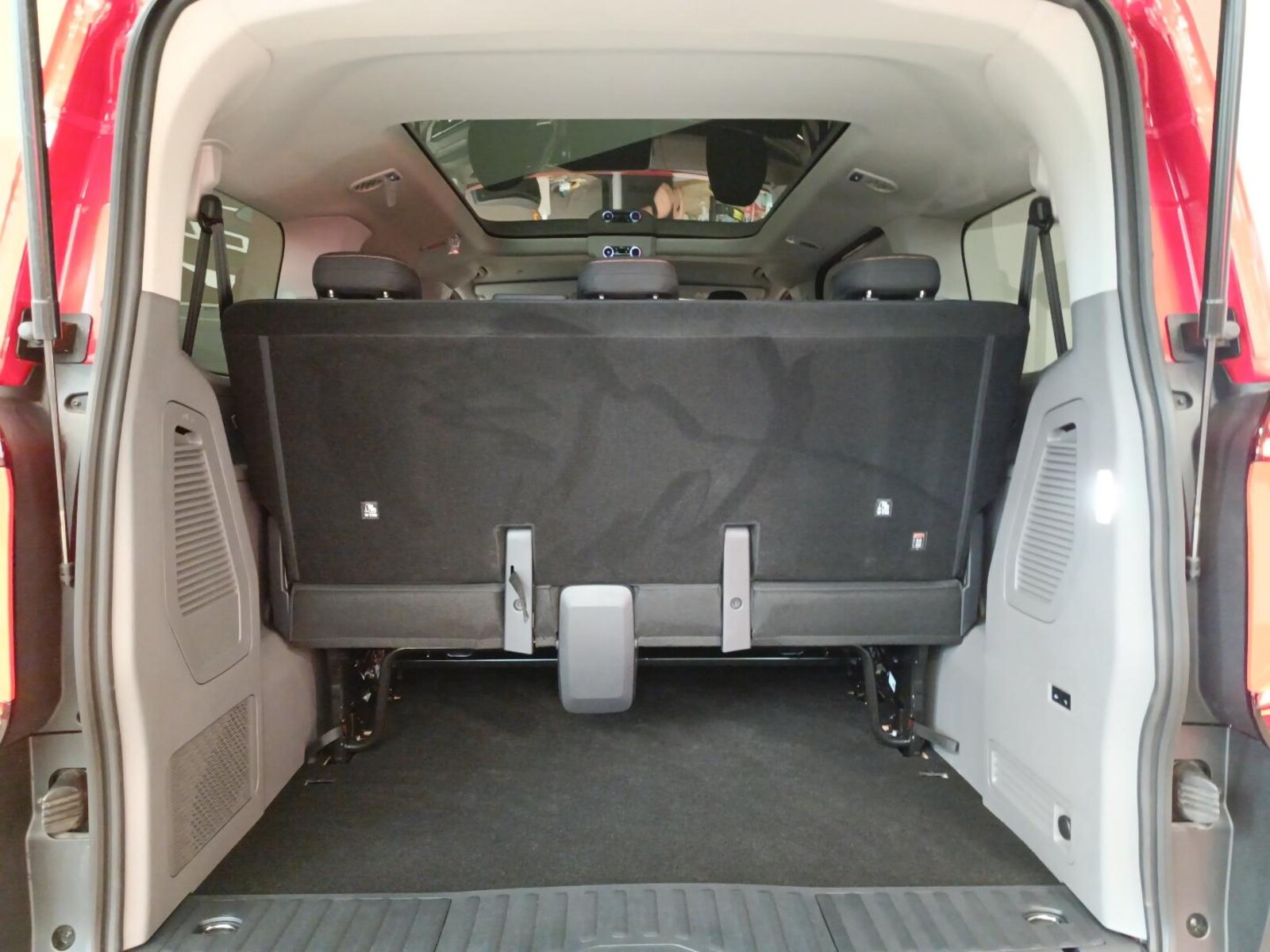 Volkswagen e-Caravelle – Bild 18