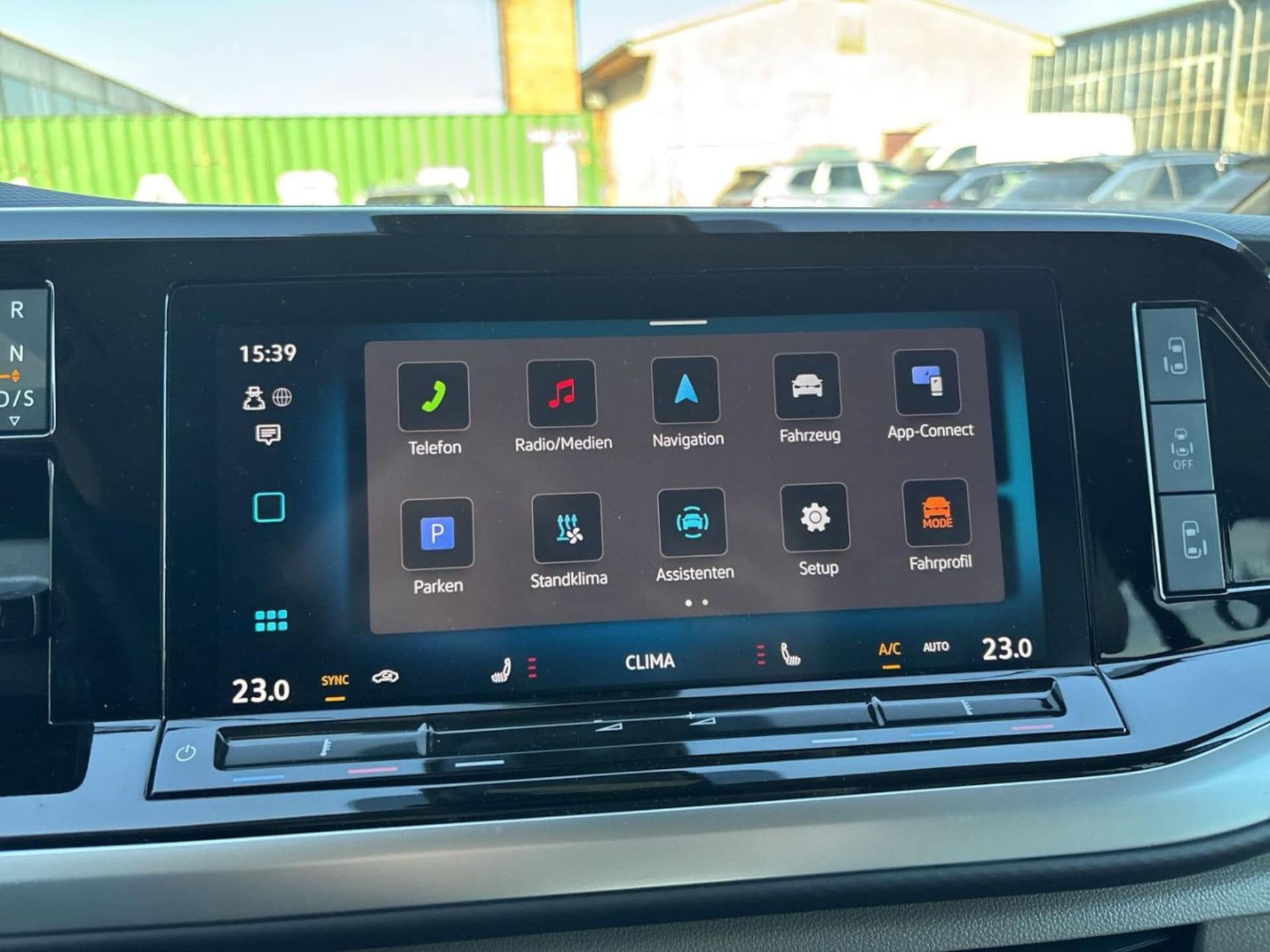 Volkswagen Multivan Life