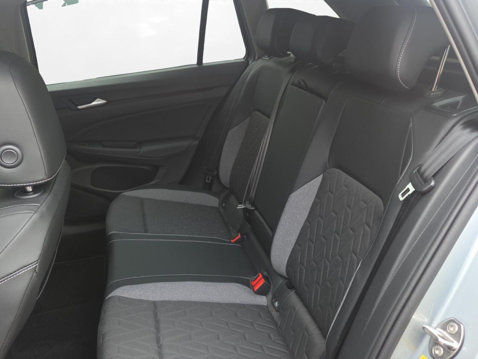 Volkswagen Golf Variant – Bild 8
