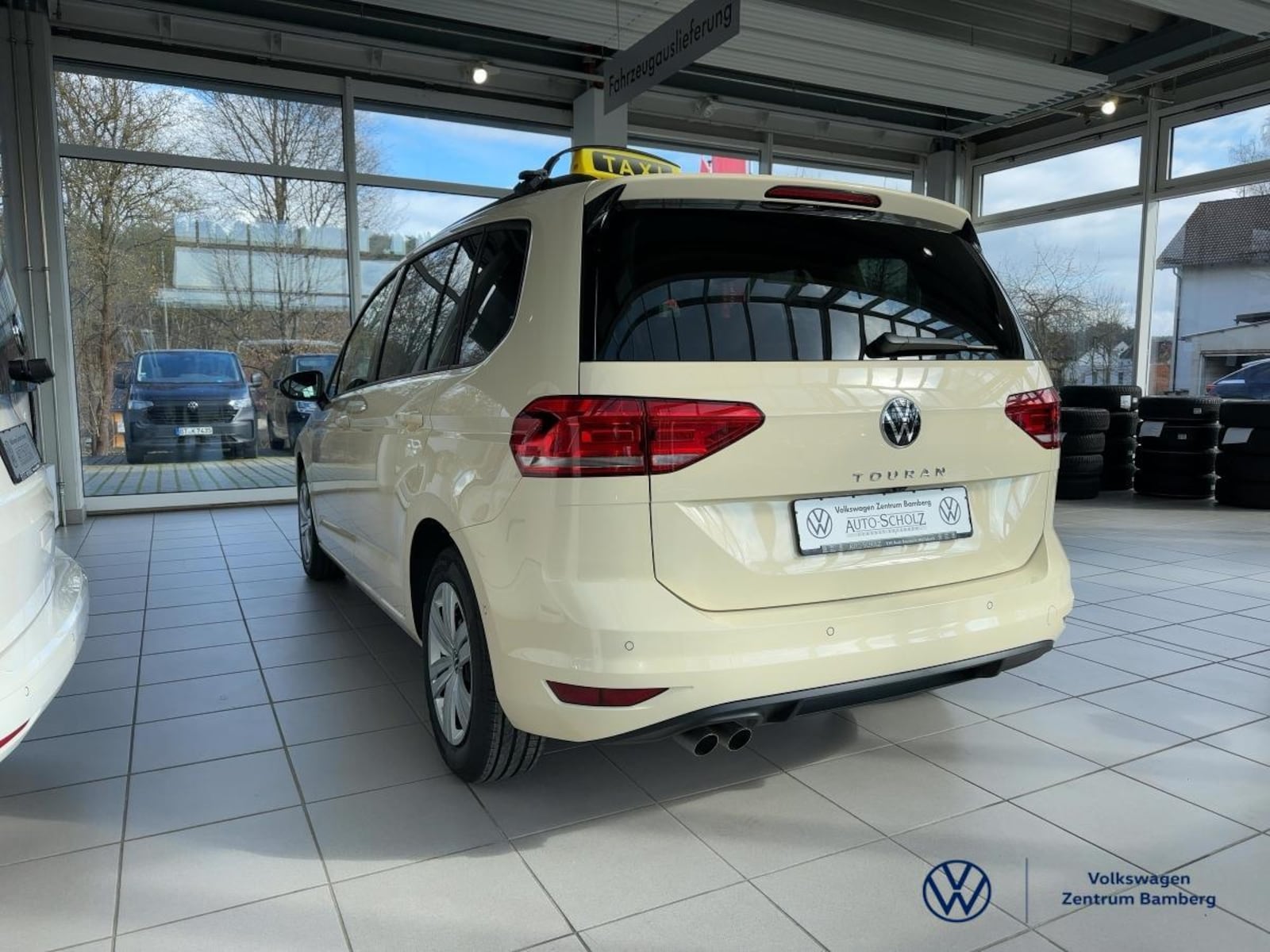 Volkswagen Touran – Bild 2