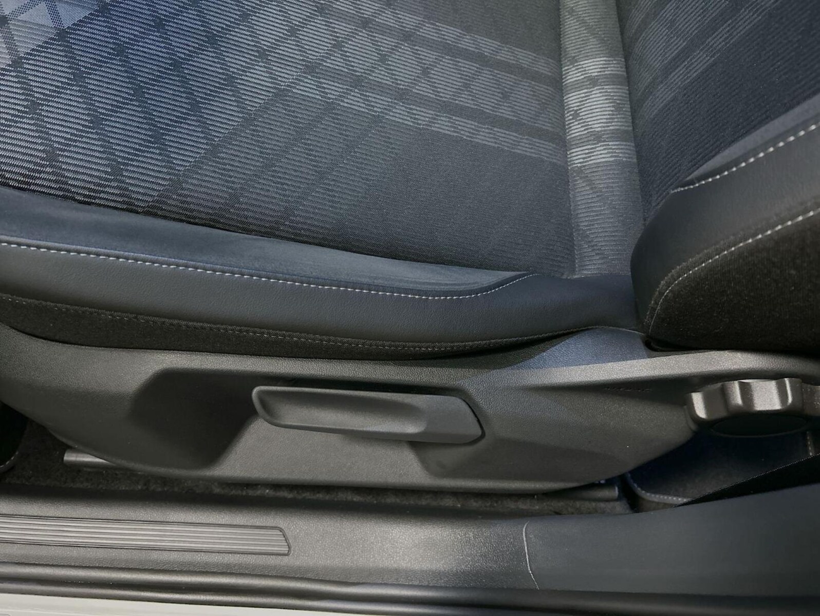 Volkswagen T-Cross – Bild 12