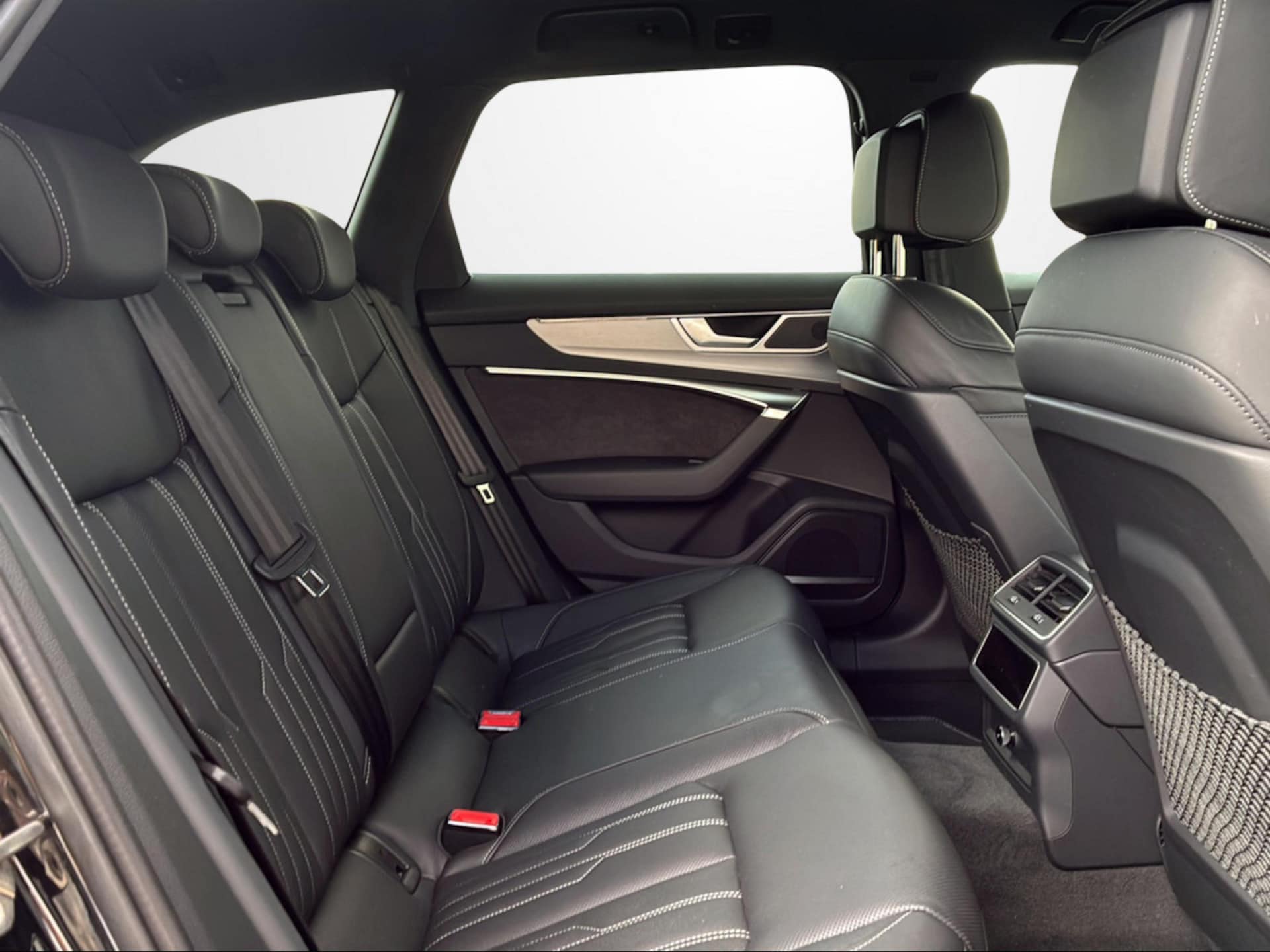 Audi S6 Avant