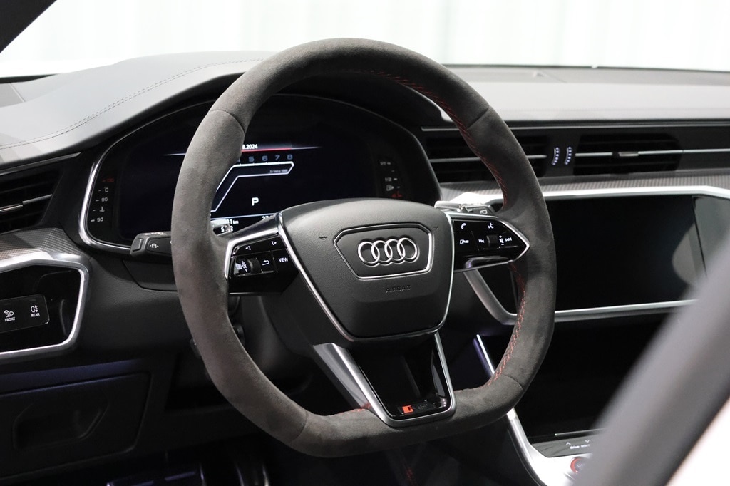 Bild som visar Audi RS 6 Avant RS 6 Avant performance 630 hk tiptronic - för mer information kontakta din Audi Partner