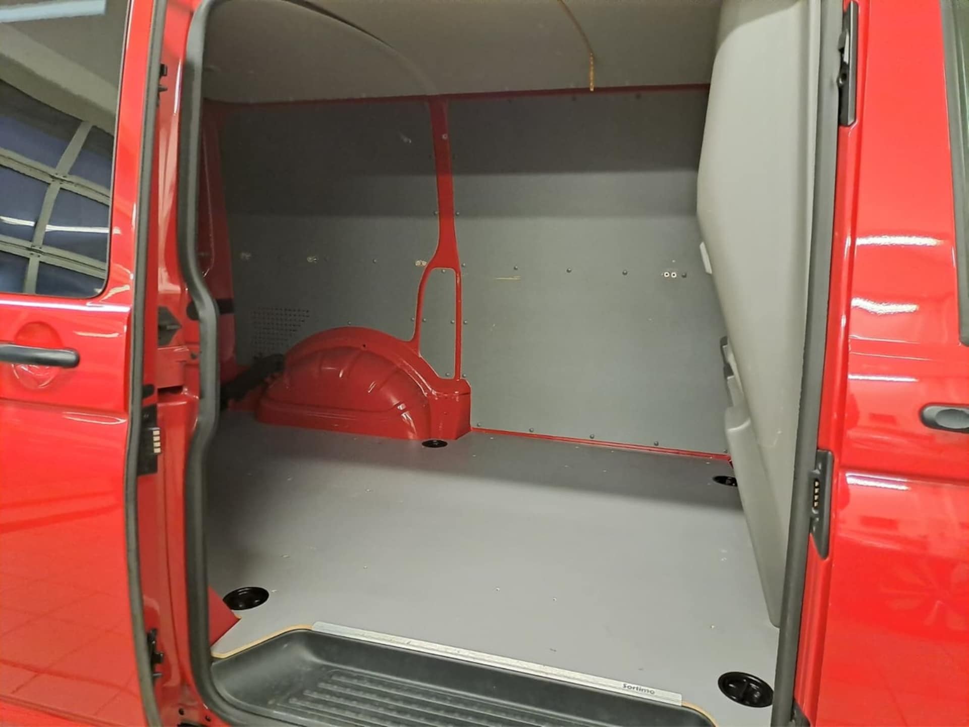 Volkswagen T6.1 Transporter Kasten kurzer Radstand