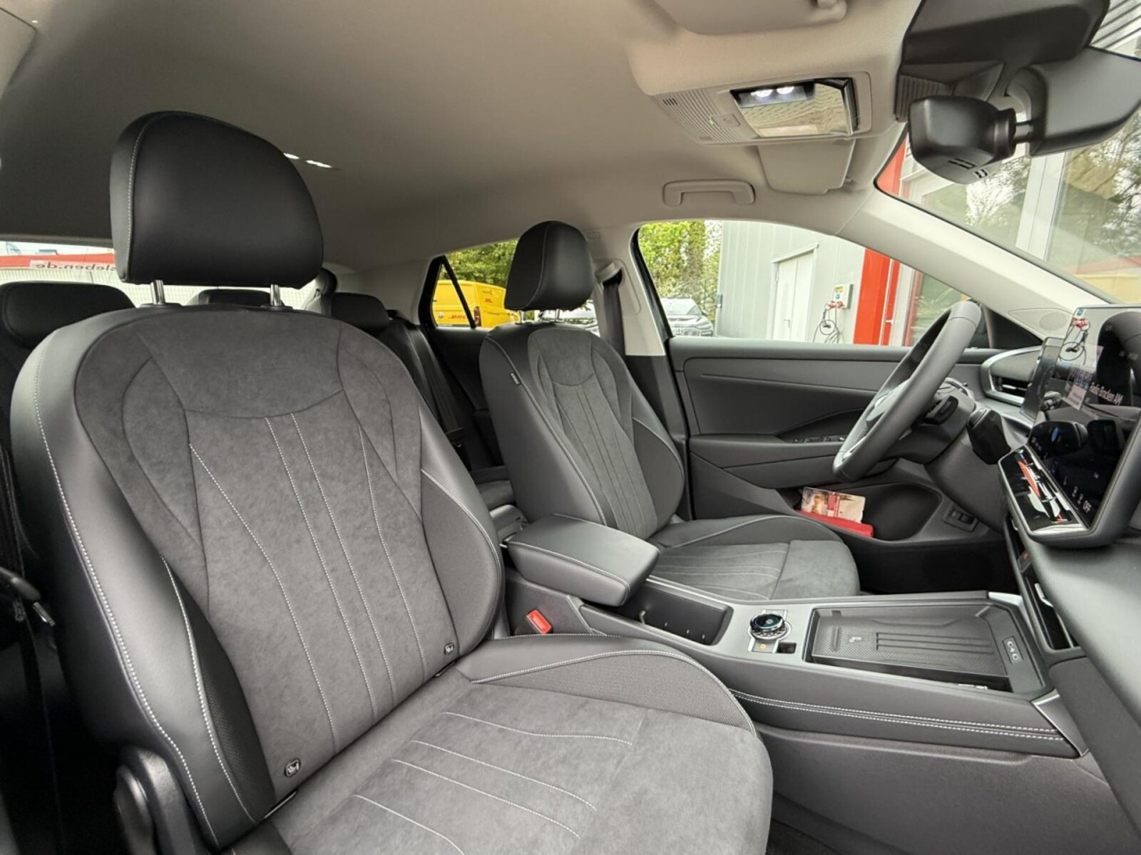 Volkswagen T-Roc – Bild 8