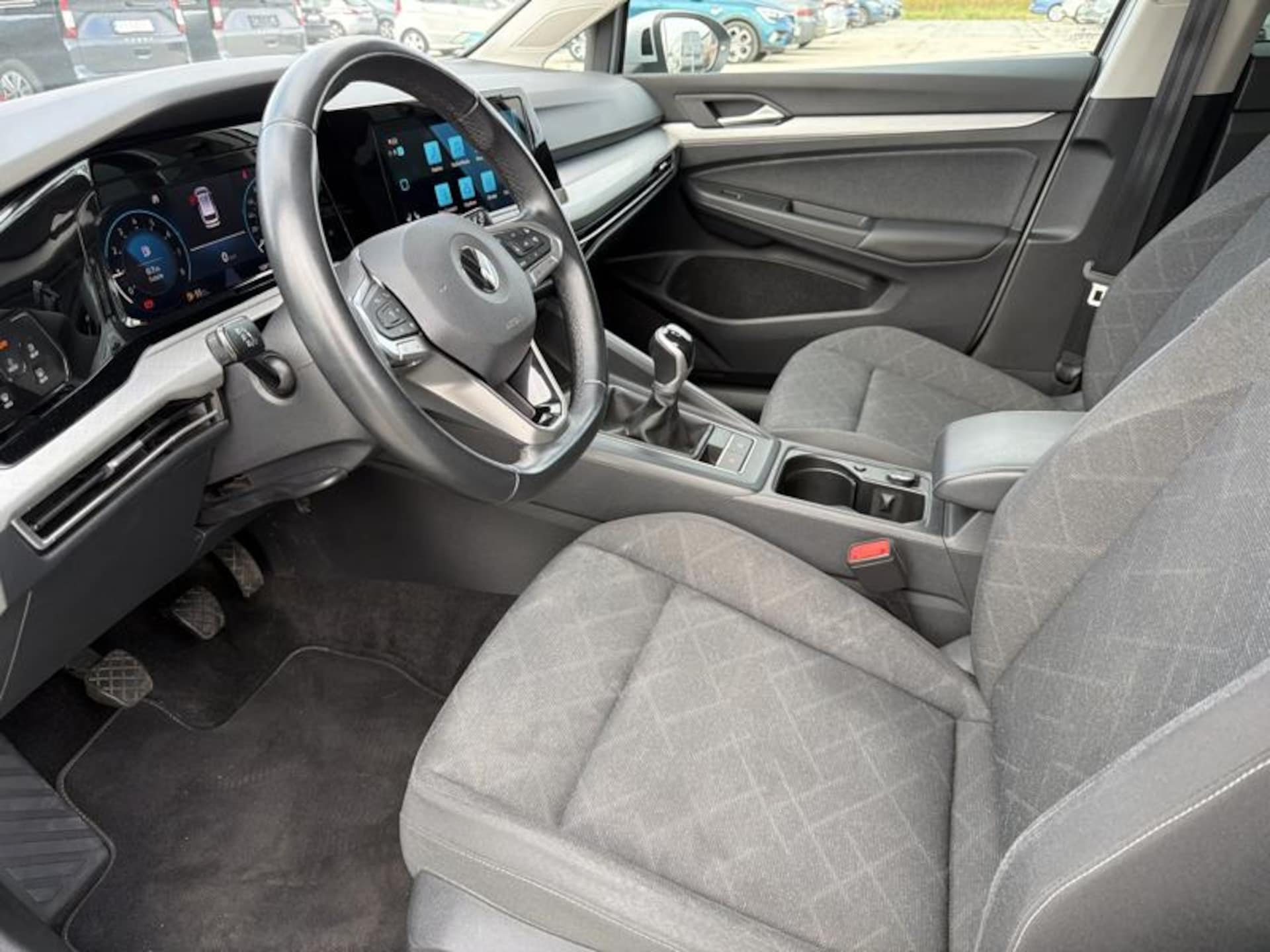 Volkswagen Golf Variant Life