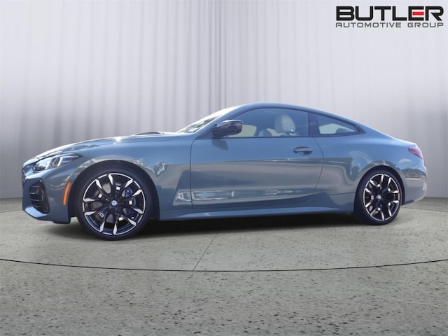 2025 BMW M440i
