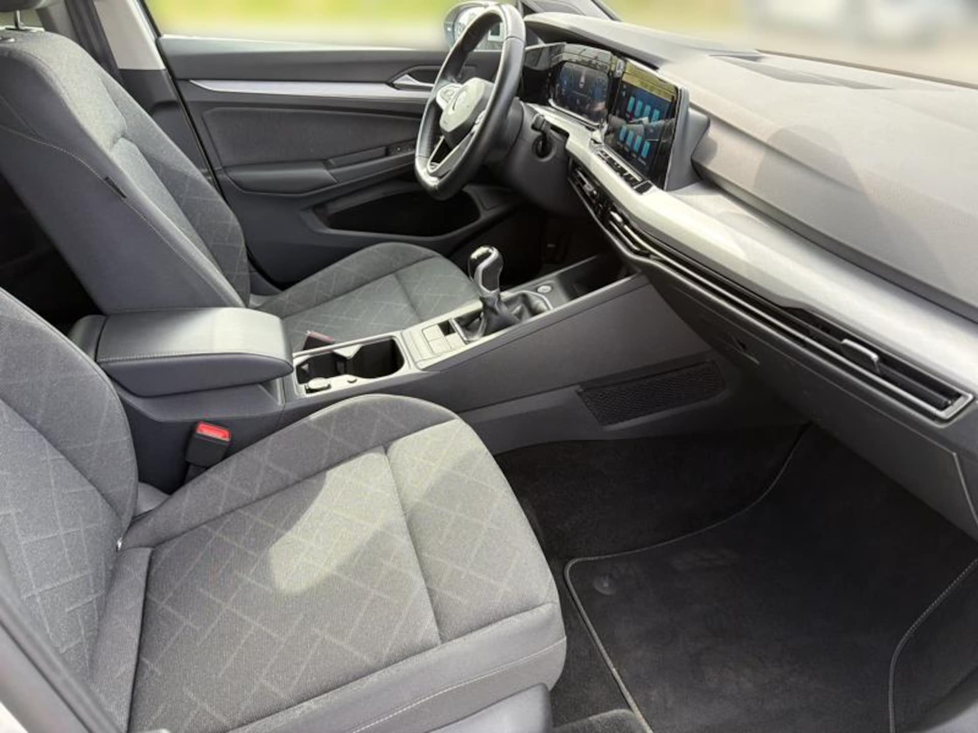 Volkswagen Golf Variant Life