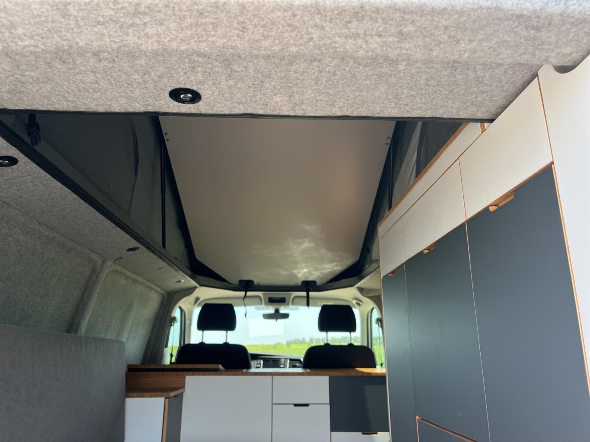 Volkswagen T6.1 Transporter Kasten langer Radstand