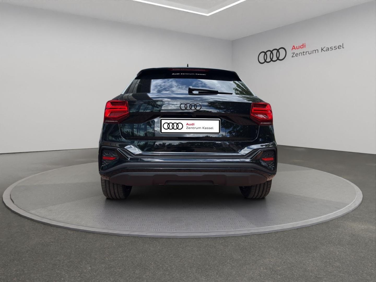 Bild über Audi Q2 S line 35 TFSI S tronic - für weitere Informationen kontaktieren Sie den Audi Partner