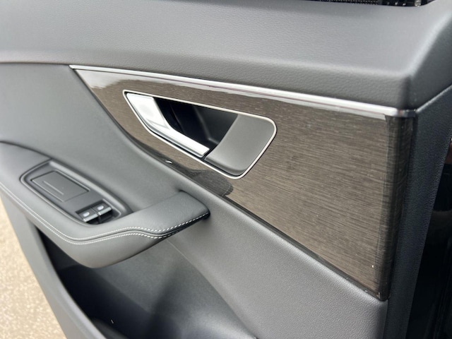 2026 Audi Q8 Premium Plus - Photo 19
