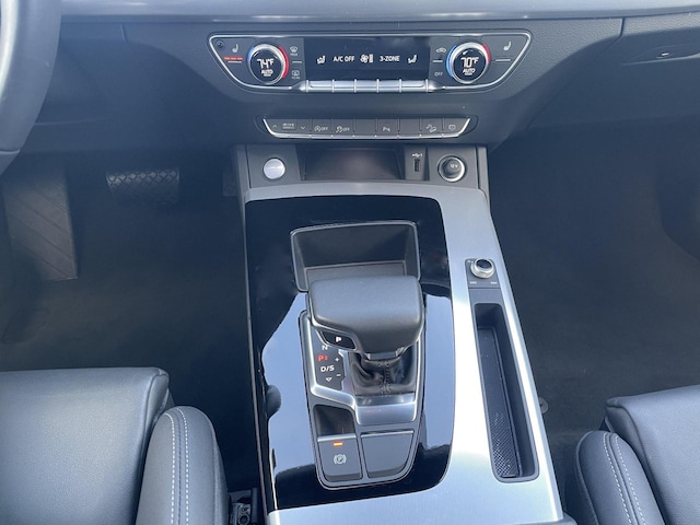 2025 Audi Q5 Premium - Photo 25
