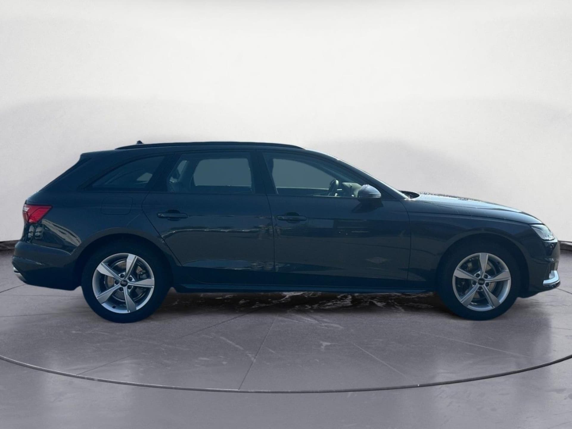 Audi A4 Avant Advanced