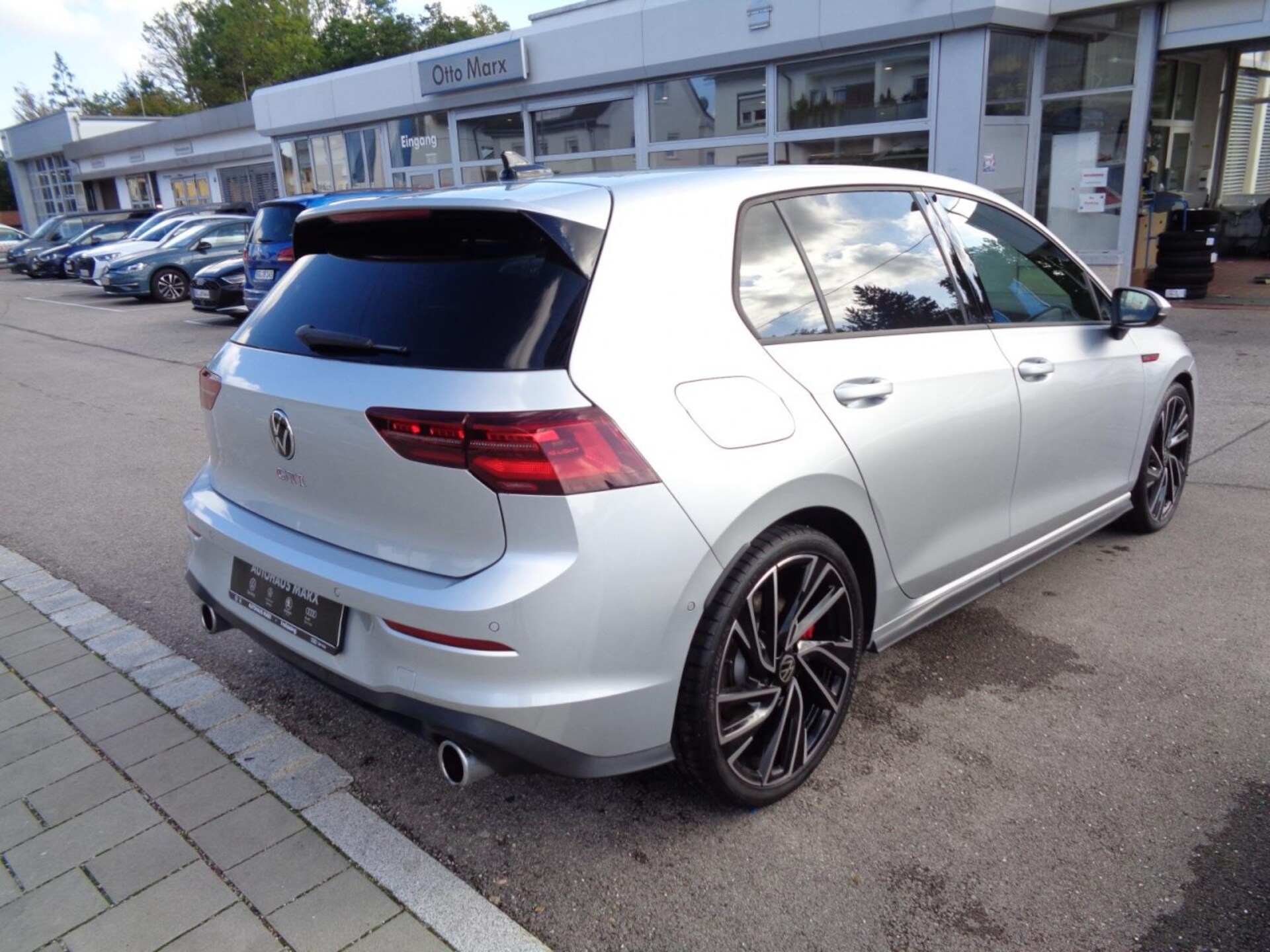 Volkswagen Golf GTI