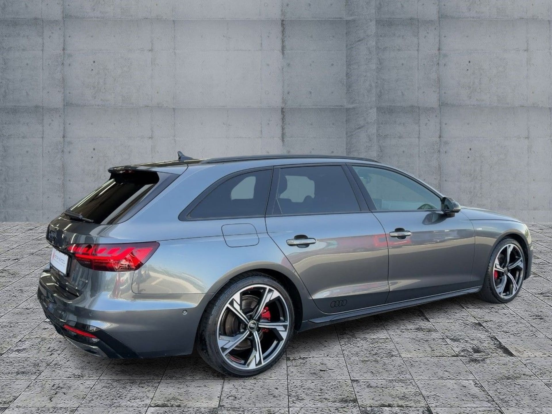 Audi A4 Avant S line