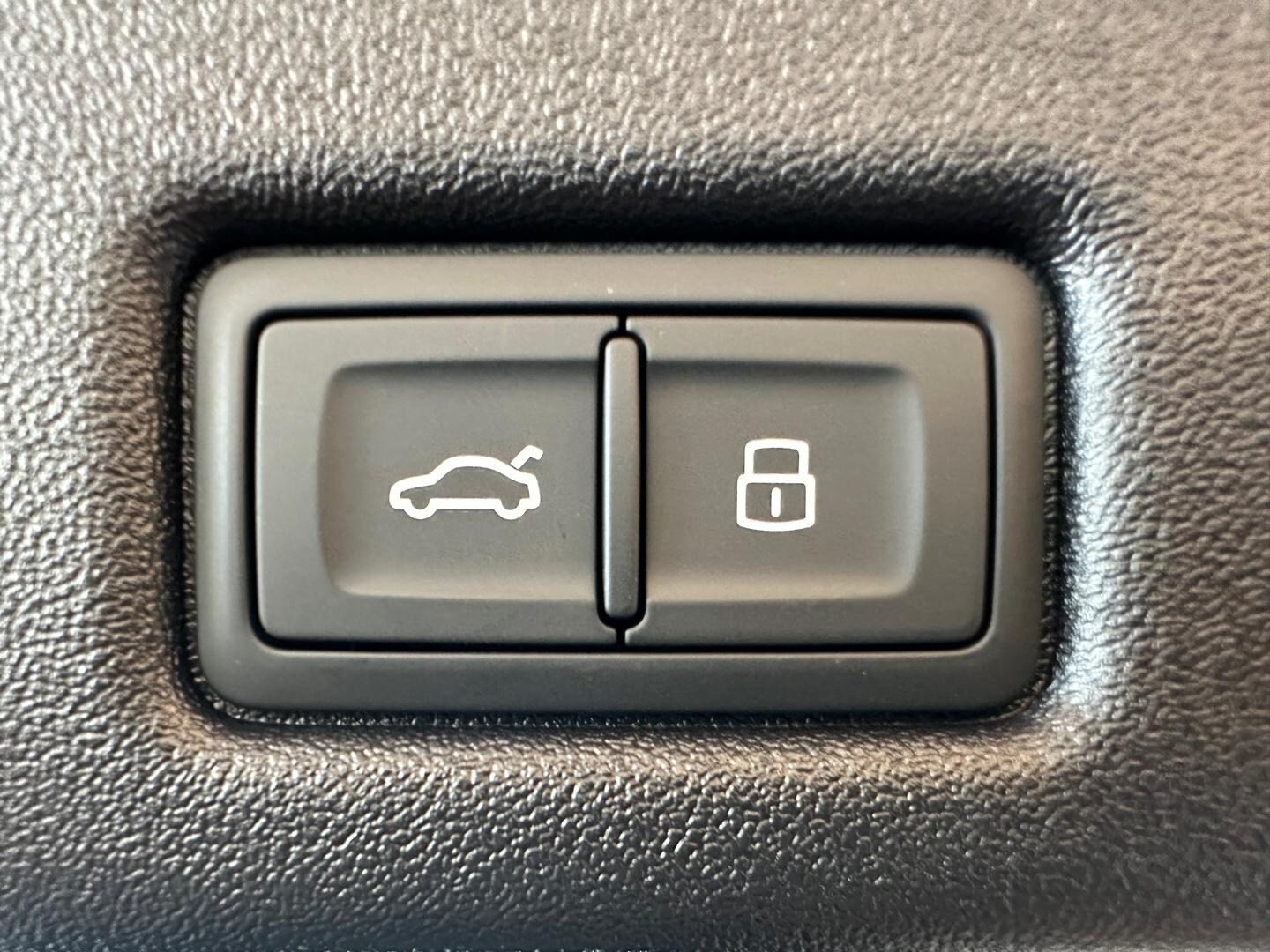 Image about Audi Q5 SUV TDI quattro 150 kW sport
