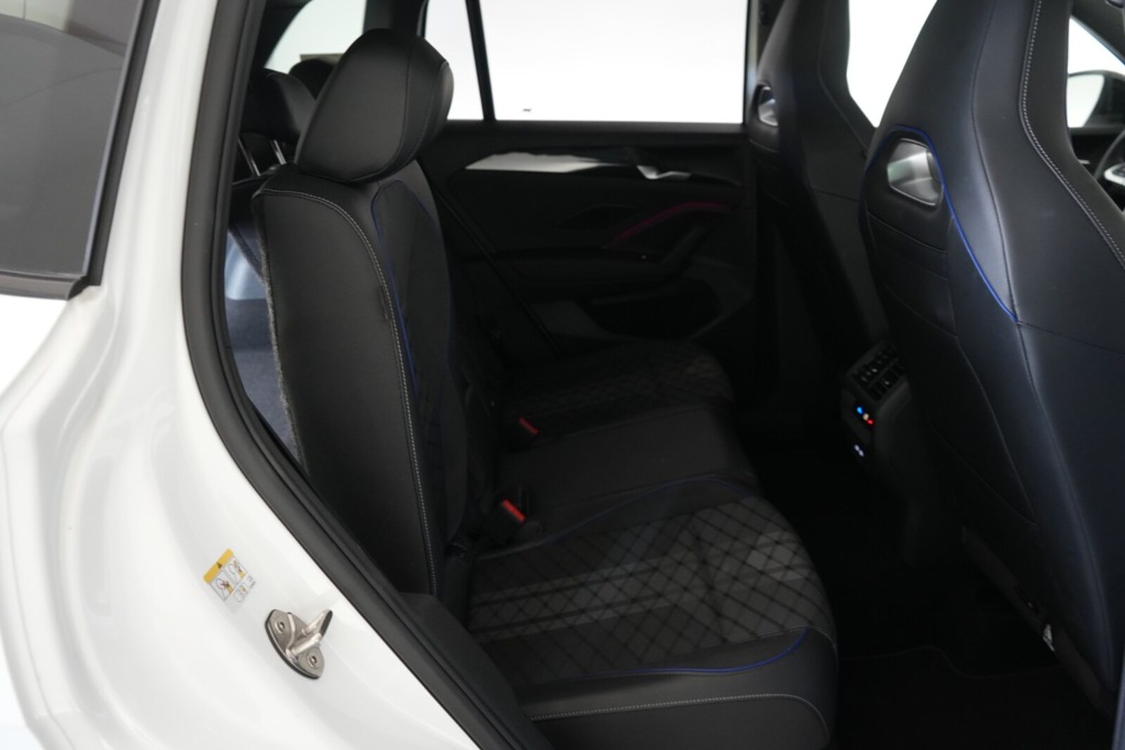 Volkswagen Tiguan – Bild 11