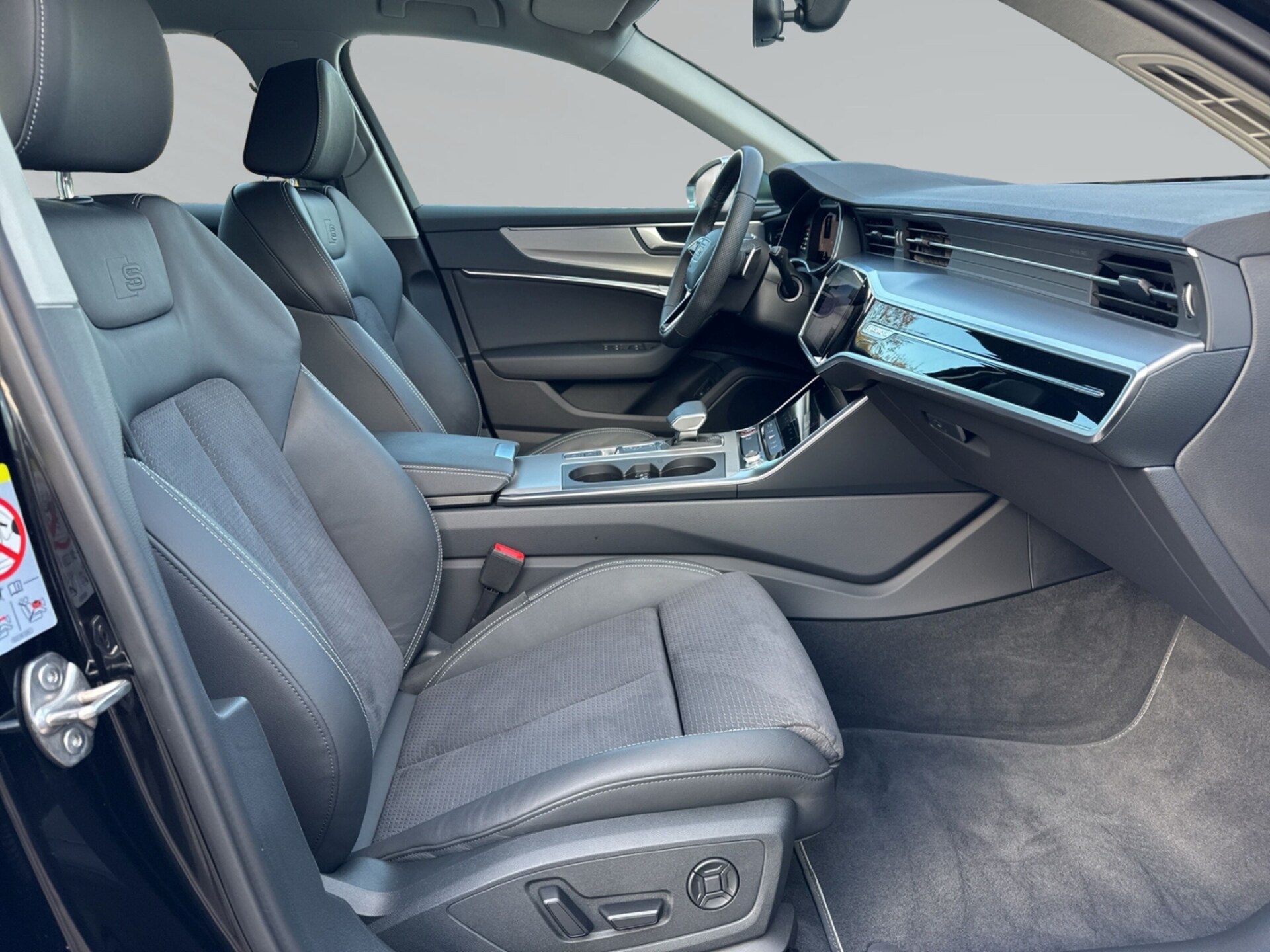 Audi S6 Avant