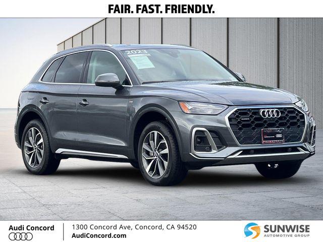 2023 Audi Q5 45 Premium Plus's photo