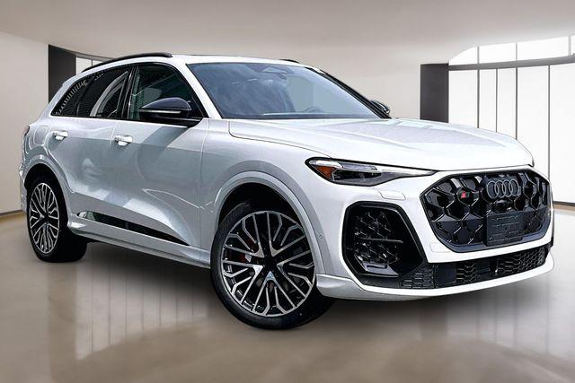 2026 Audi SQ5 Premium Plus quattro's photo