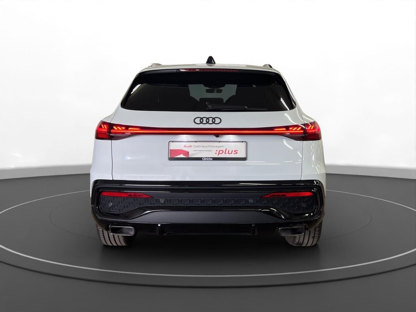 Bild über Audi Q5 SUV TFSI 150 kW S tronic - für weitere Informationen kontaktieren Sie den Audi Partner