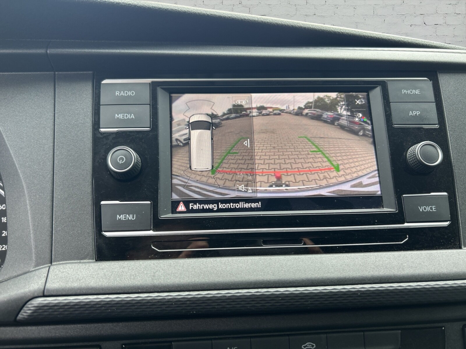 Volkswagen T6.1 Transporter Kasten langer Radstand – Bild 7