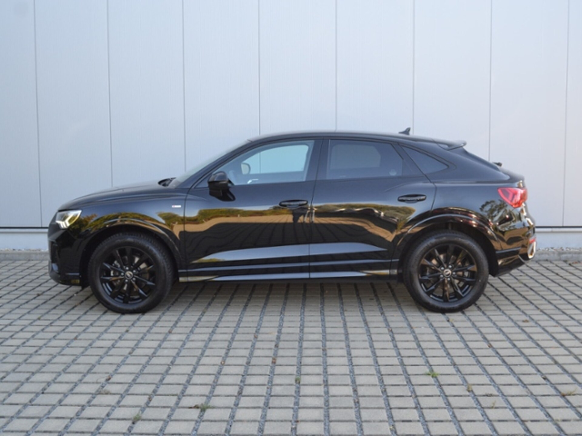 Audi Q3 Sportback S line