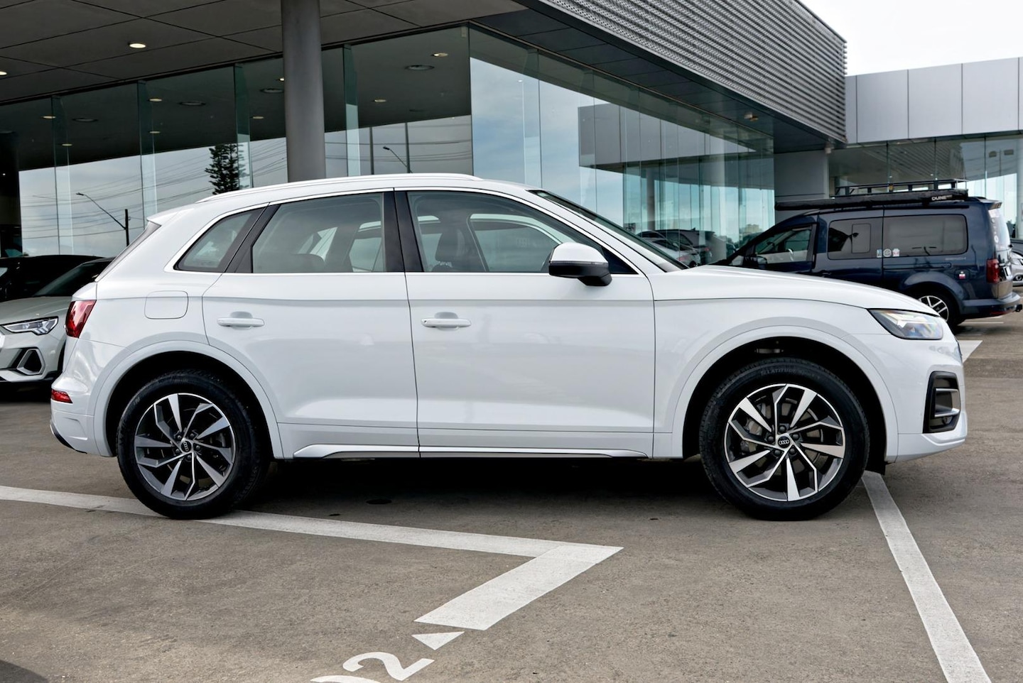 Image about Audi Q5 45 TFSI quattro S tronic