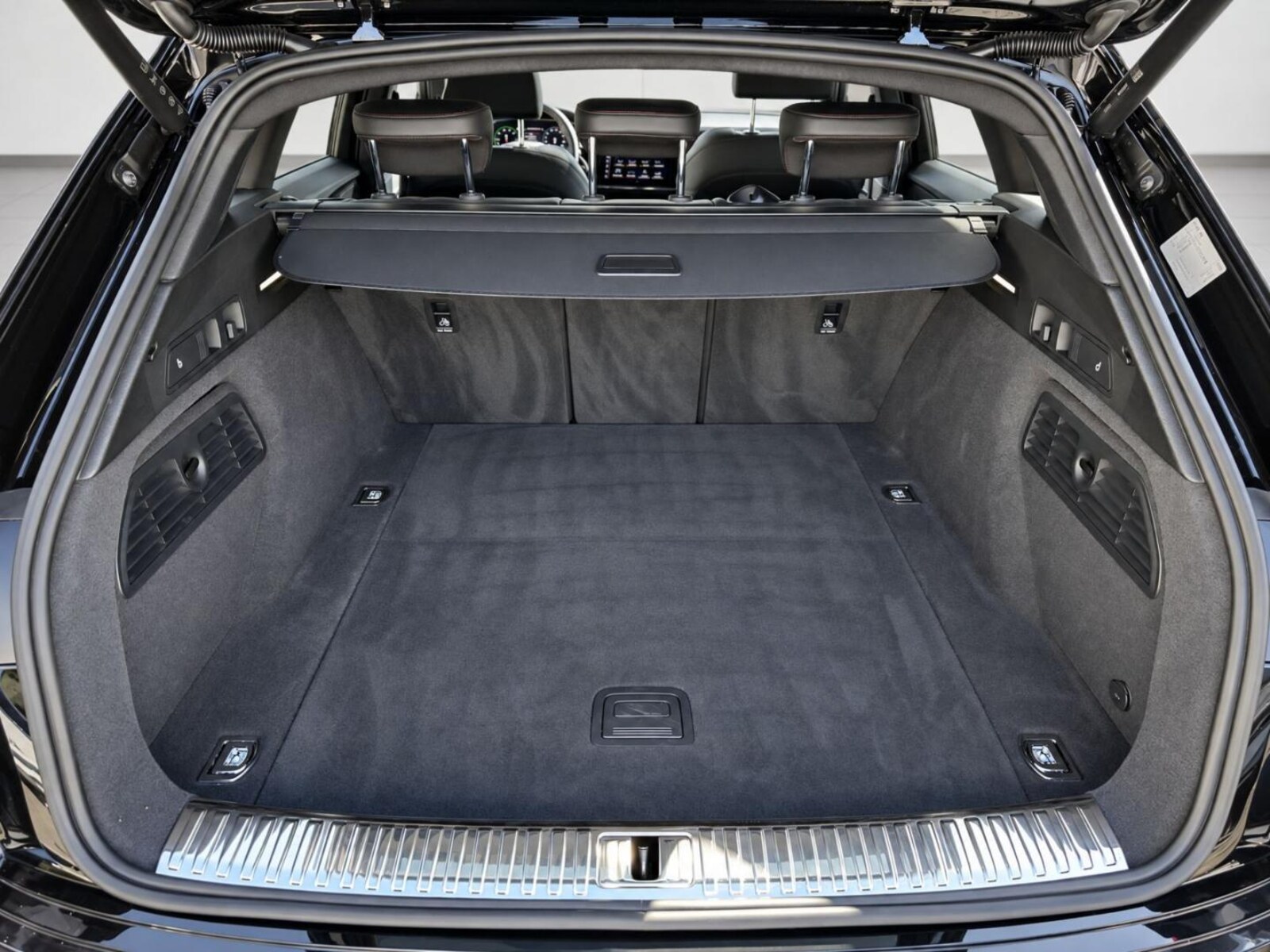 Audi Q8 e-tron – Bild 18