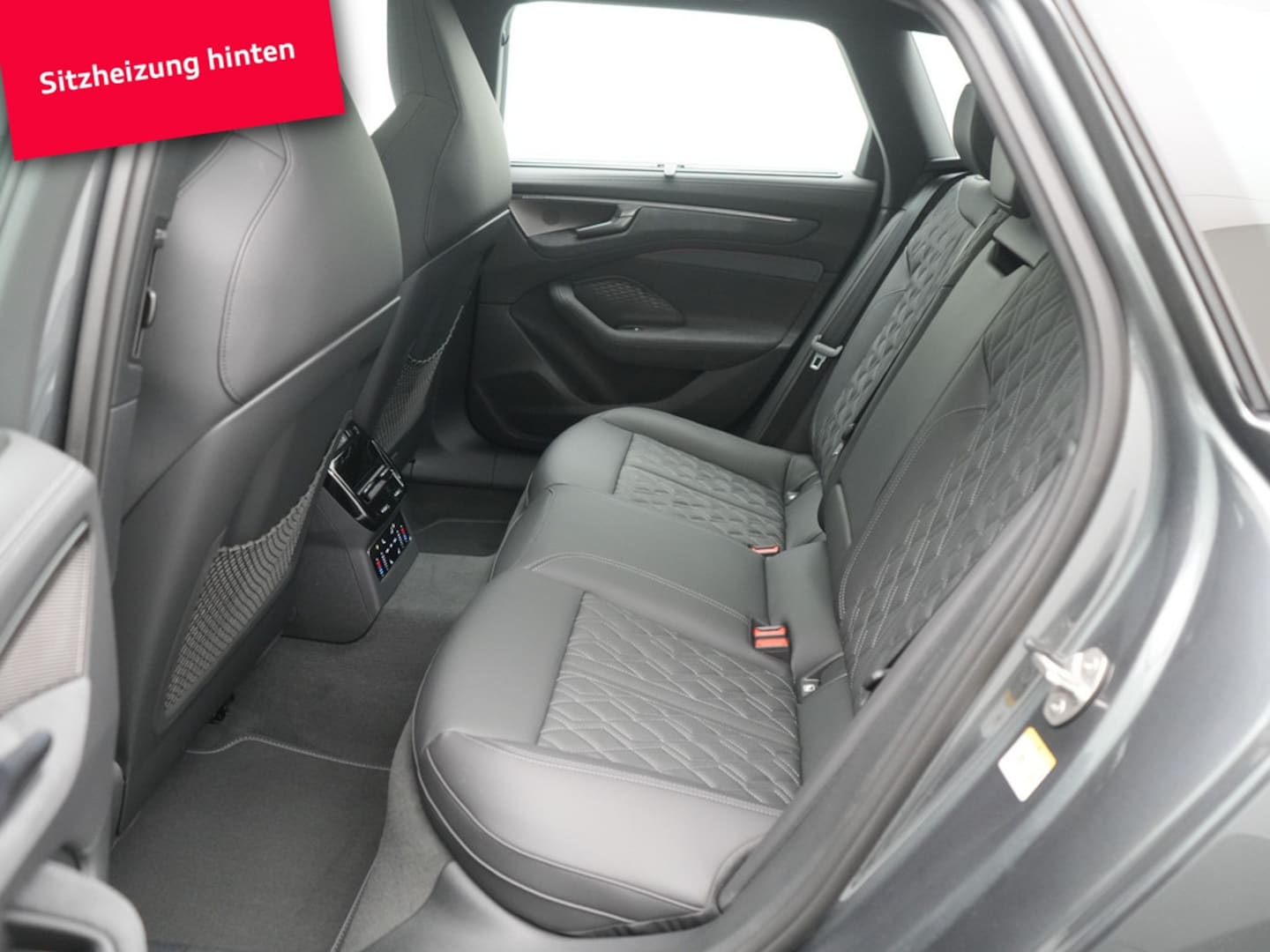 Bild über Audi A6 Avant TDI quattro 150 kW S tronic - für weitere Informationen kontaktieren Sie den Audi Partner