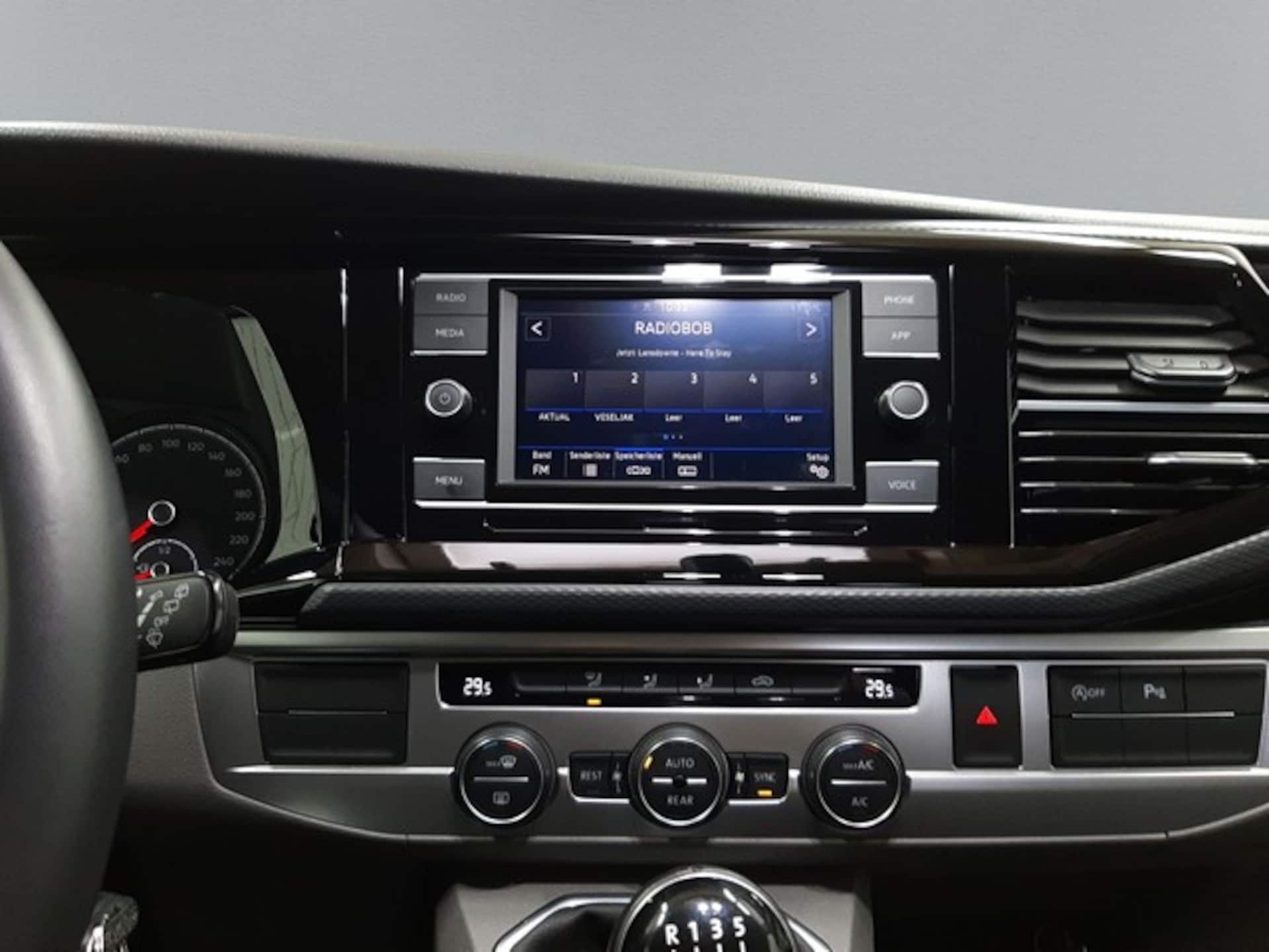 Volkswagen T6.1 Caravelle langer Radstand Comfortline