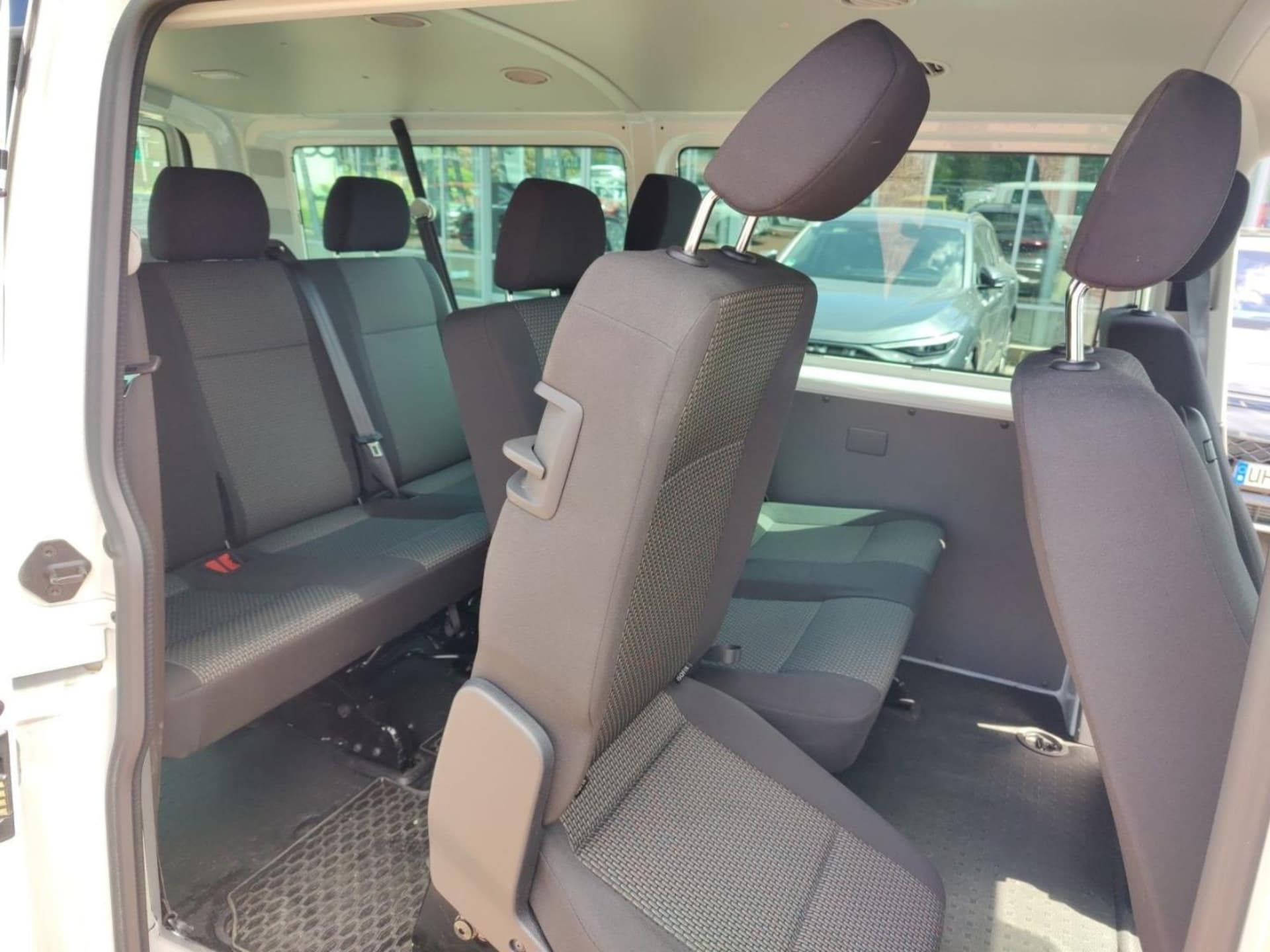 Volkswagen T6.1 Transporter Kombi langer Radstand