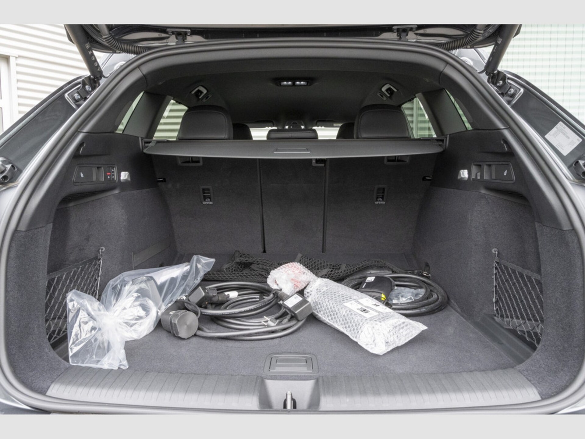 Audi Q6 SUV e-tron