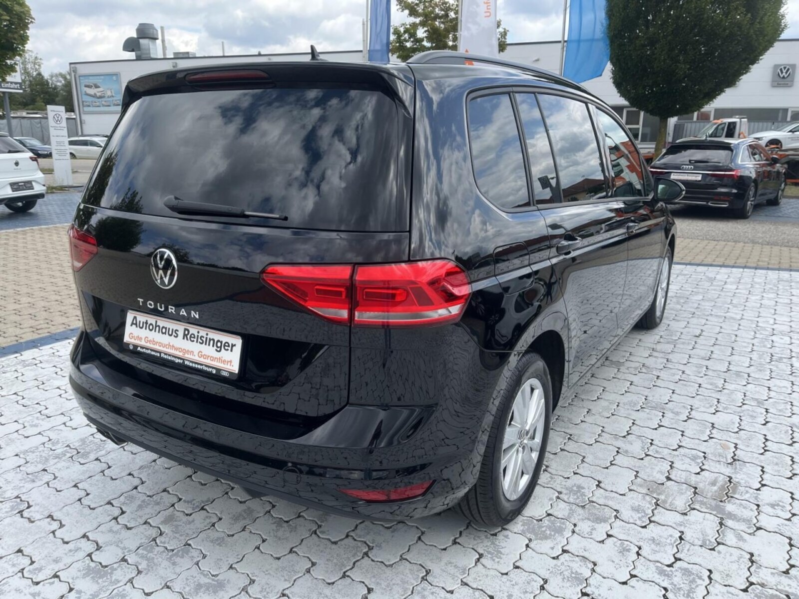 Volkswagen Touran – Bild 2
