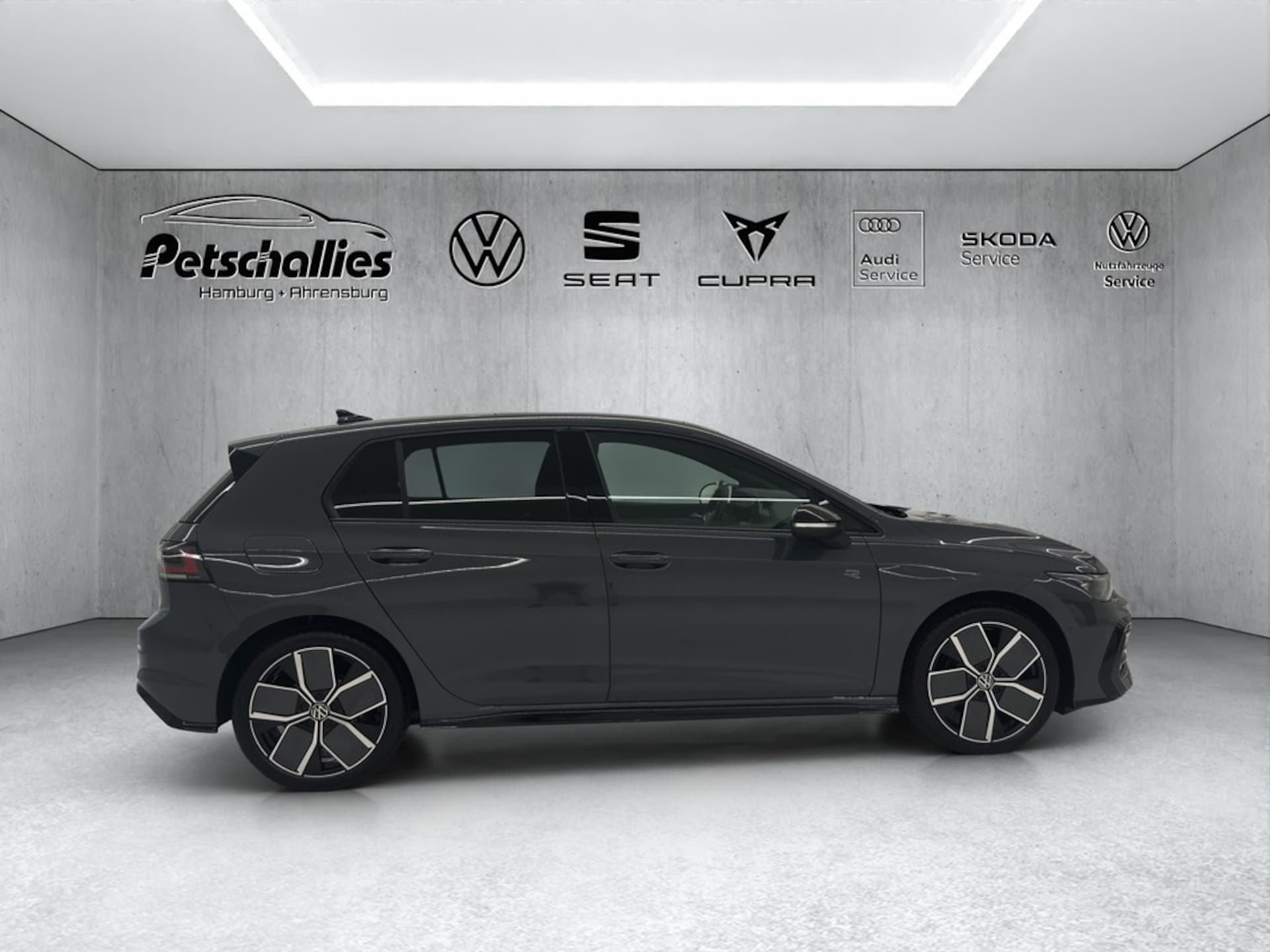 Volkswagen Golf R-Line