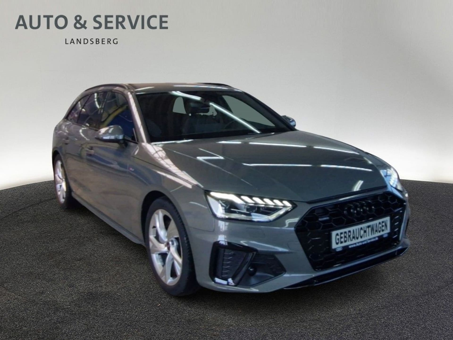 Audi A4 Avant S line