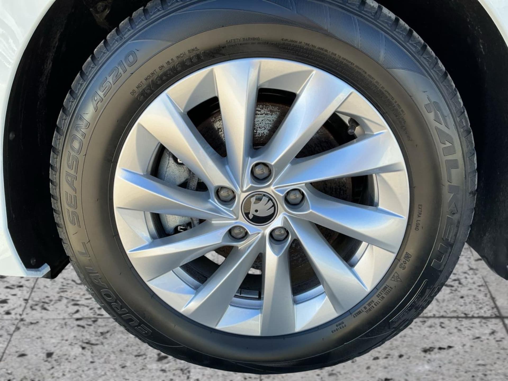 Skoda Superb Combi Essence