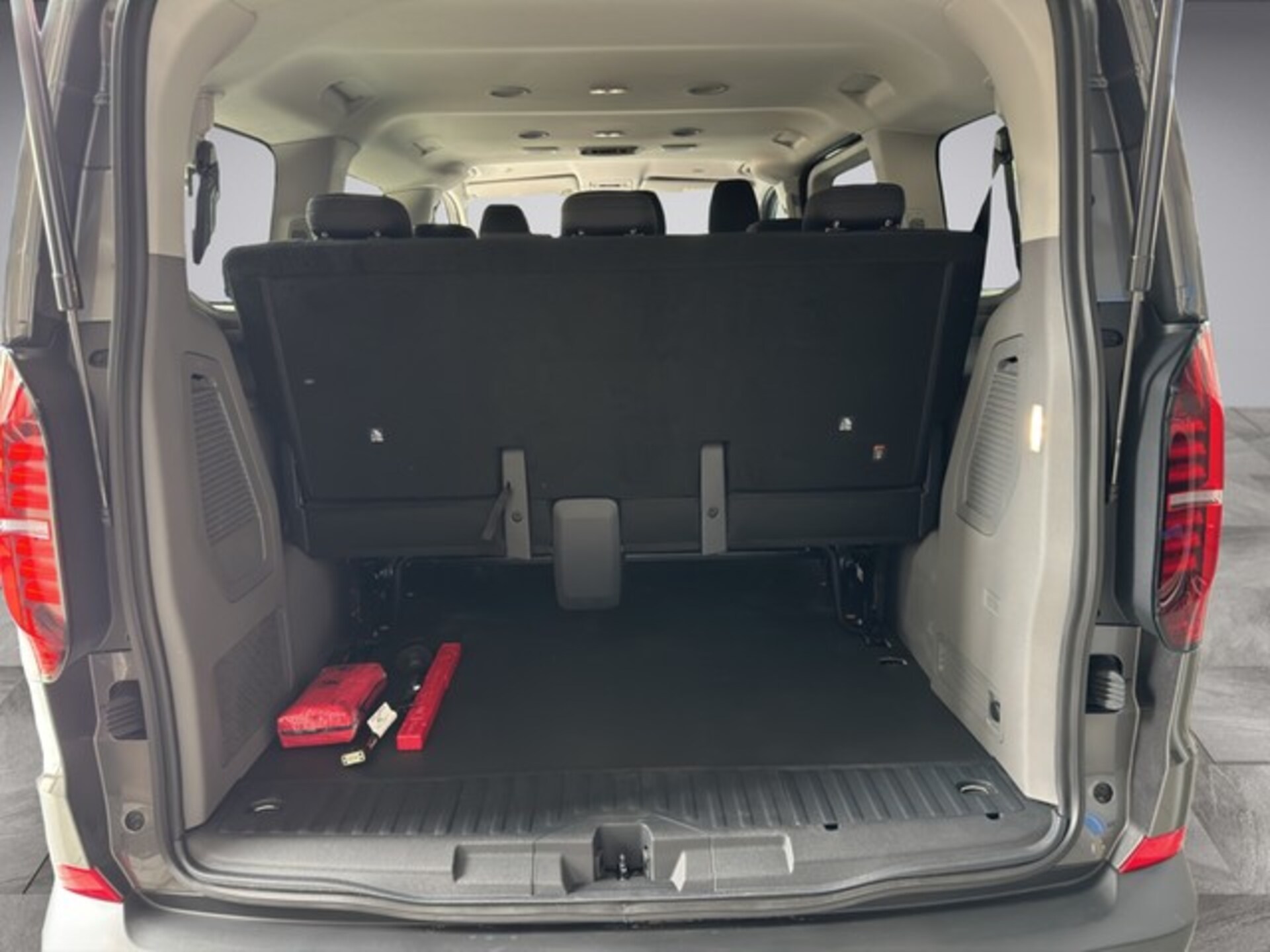 Volkswagen Caravelle Basis-Modell