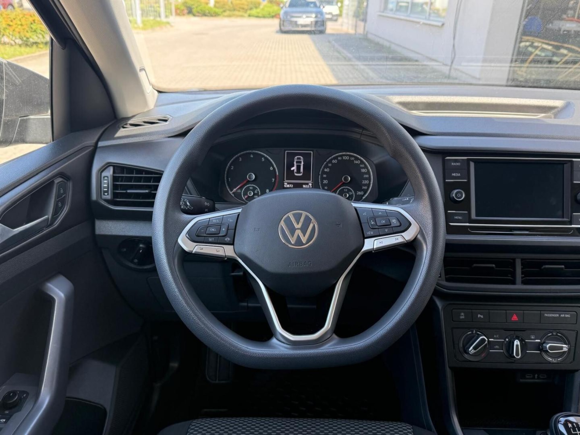 Volkswagen T-Cross Model bazowy
