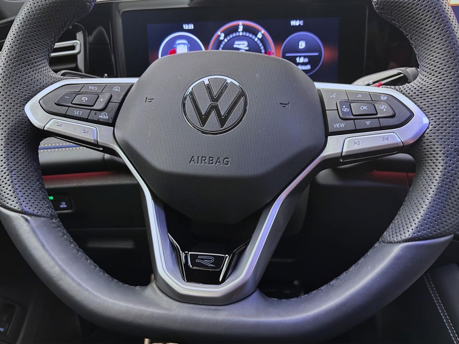 Volkswagen Tiguan – Bild 13