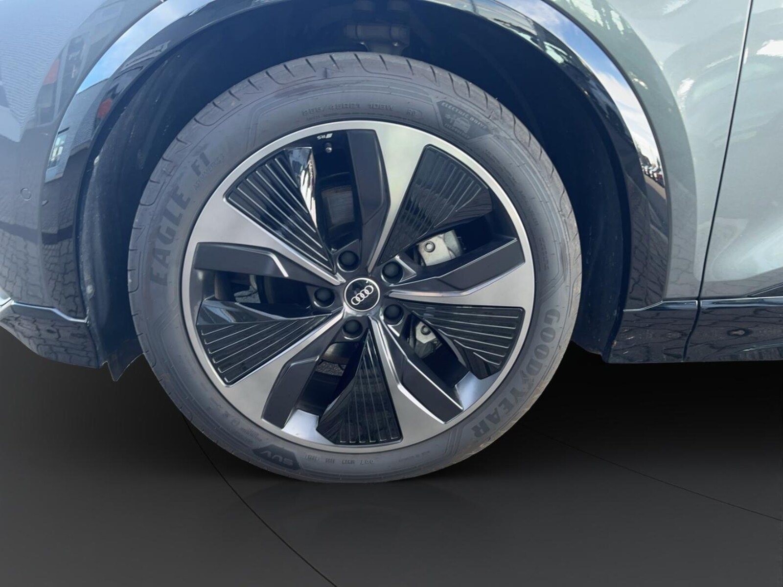Audi Q6 e-tron – Bild 7